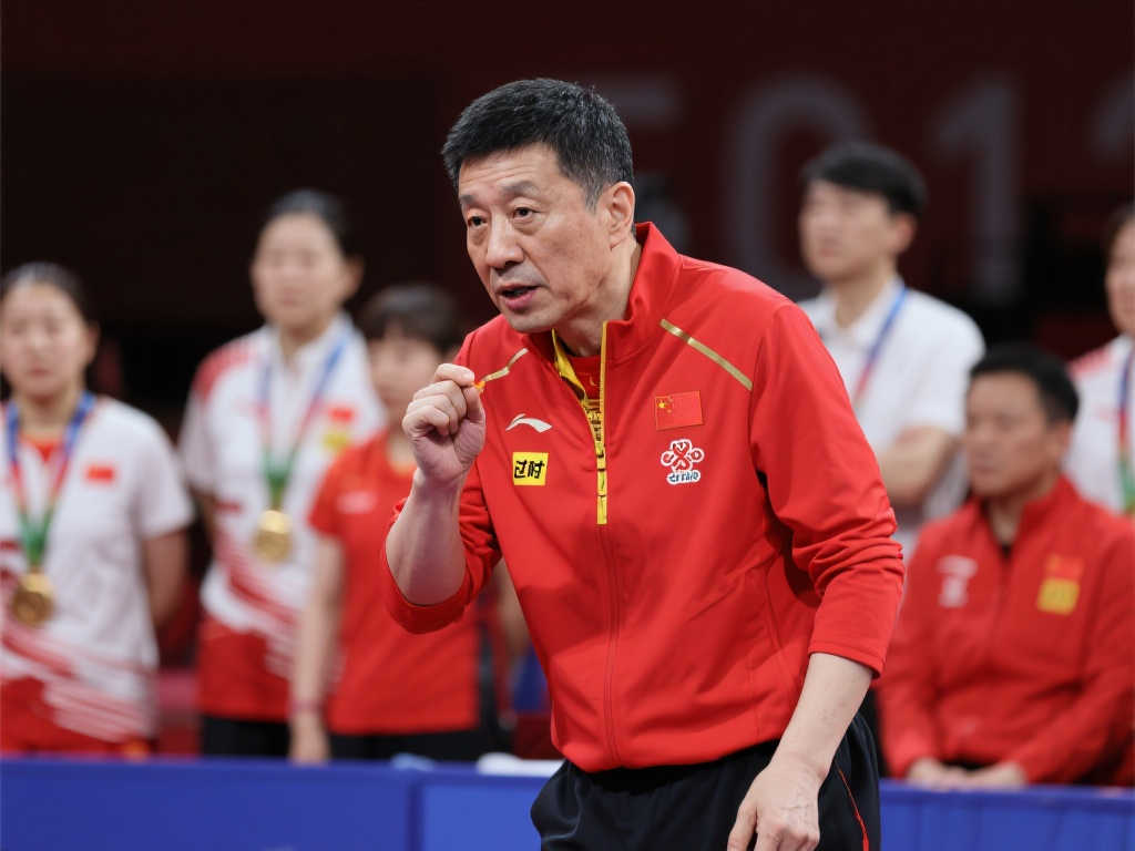 更是全队战